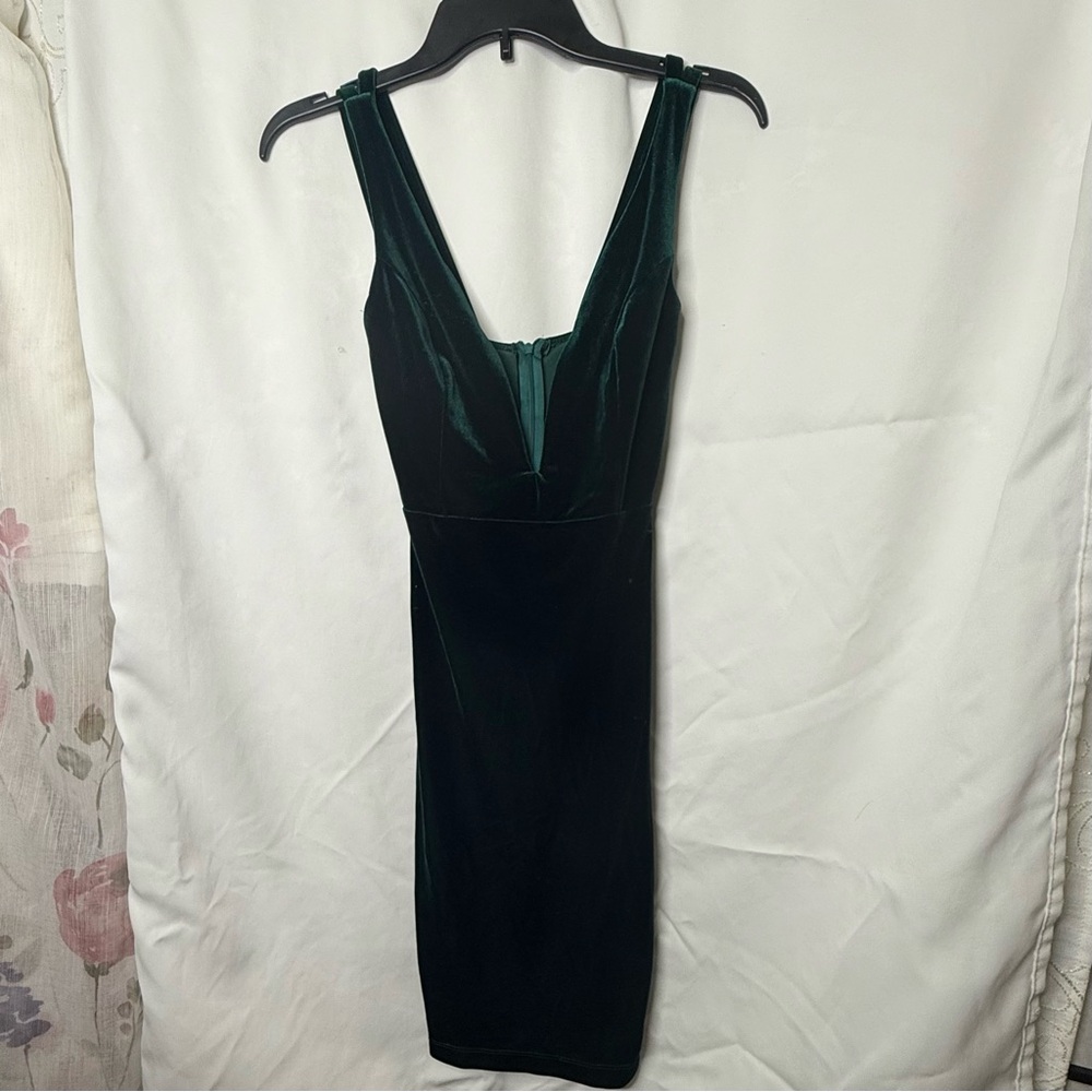 Windsor/ green Esmeralda  velvet dress
